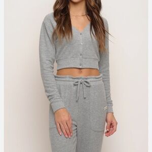 Kaveah girls Gray Button-Up cardigan Sweater extremely soft size Large (12-14)